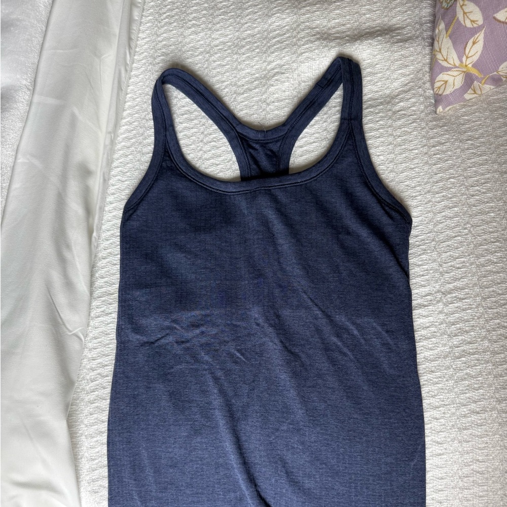 Lululemon Ebb to Street Tank in True Navy 💙